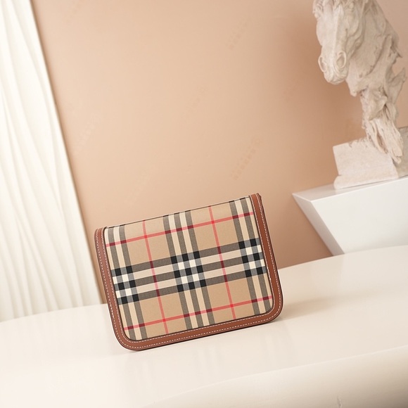 Burberry Beige and Red Check Crossbody Bag - Picture 3 of 7